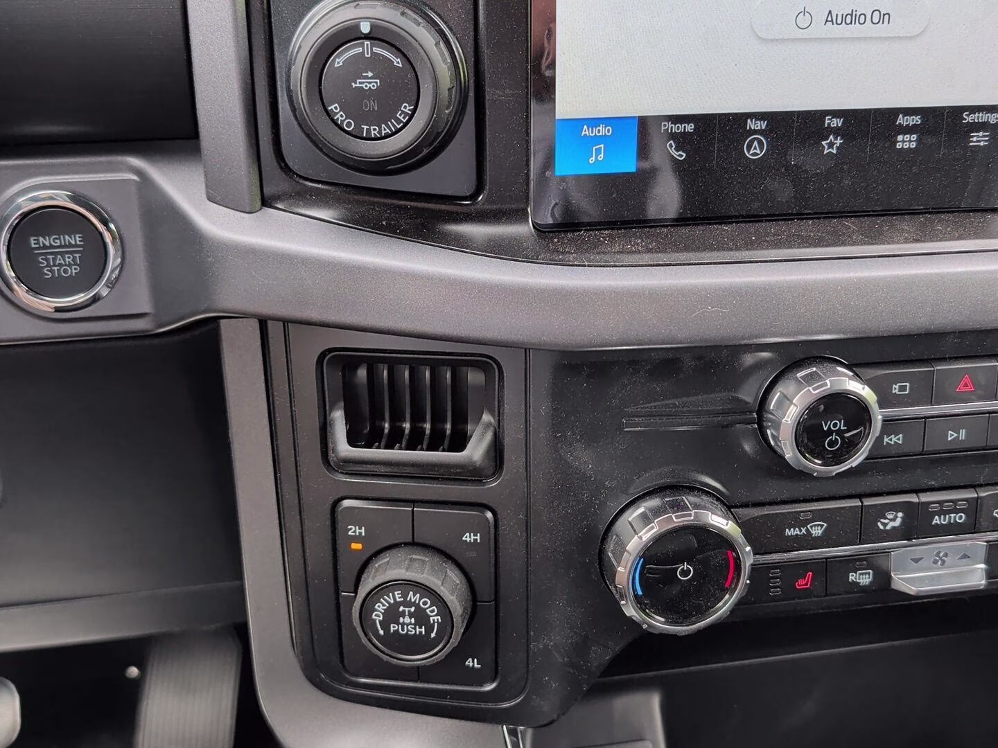 2026 Carbonized Gray Ford F-150 XLT 4X4 Truck