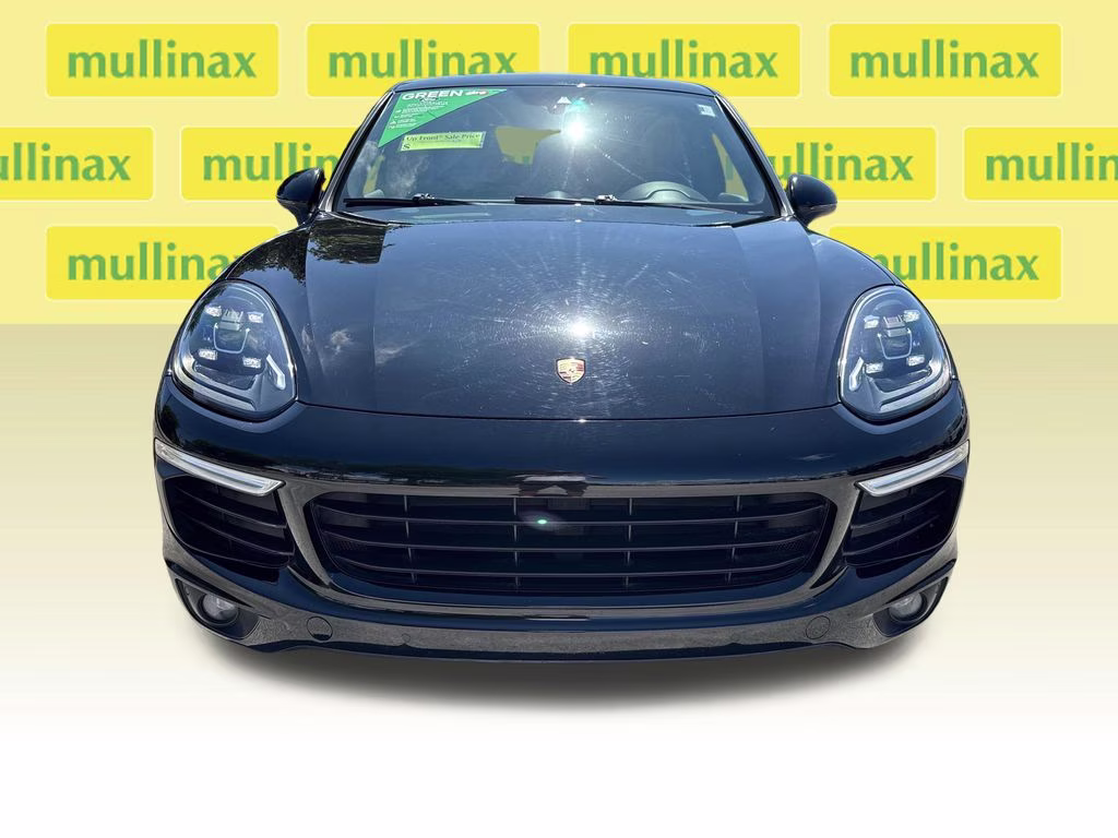 2016 Black Porsche Cayenne Base AWD SUV