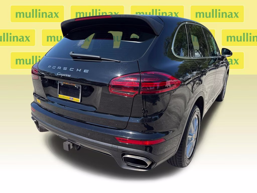 2016 Black Porsche Cayenne Base AWD SUV