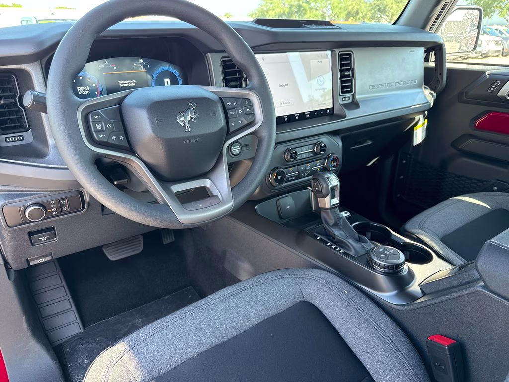 2026 Ford Bronco Base 4X4 SUV