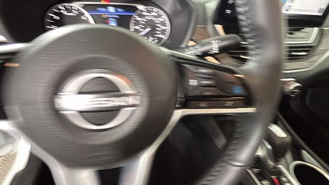 2025 Pearl White Tricoat Nissan Altima 2.5 SL FWD Sedan