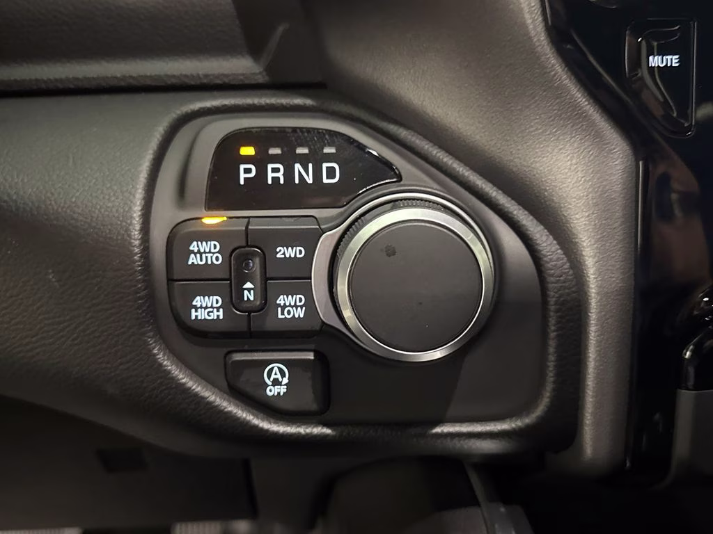 2025 Hydro Blue Pearlcoat Ram 1500 Big Horn/Lone Star 4X4 Truck