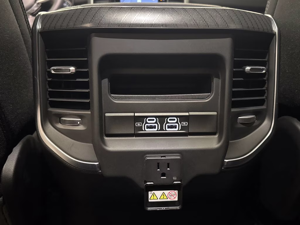 2025 Hydro Blue Pearlcoat Ram 1500 Big Horn/Lone Star 4X4 Truck