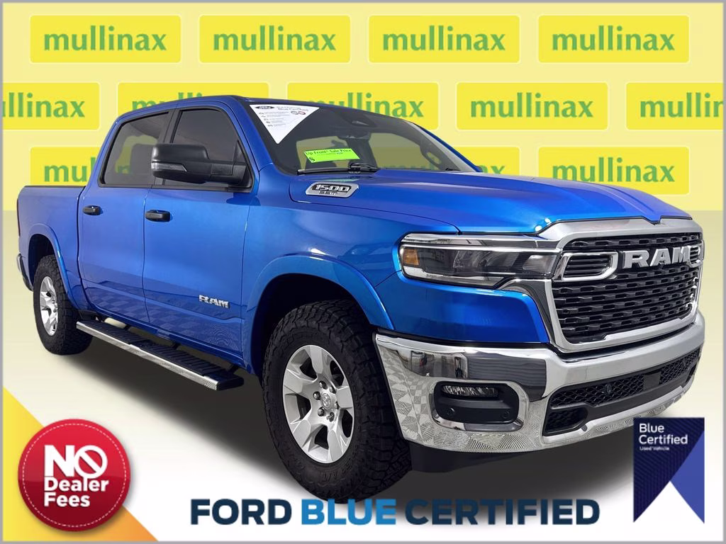 2025 RAM 1500 Big Horn/Lone Star 4x4 Crew Cab 5'7's photo