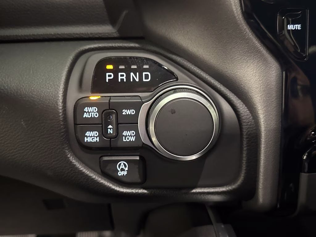 2025 Hydro Blue Pearlcoat Ram 1500 Big Horn/Lone Star 4X4 Truck