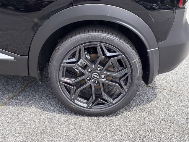 2026 Super Black Nissan Kicks SR AWD SUV
