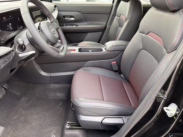 2026 Super Black Nissan Kicks SR AWD SUV