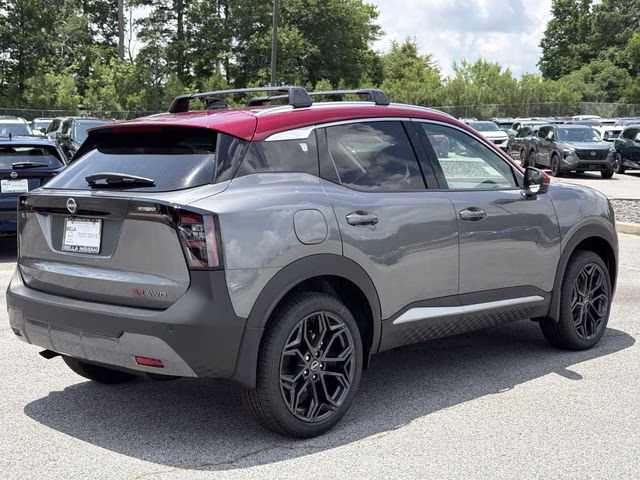 2026 Gun Metallic/Scarlet Ember Tintcoat Nissan Kicks SR AWD SUV
