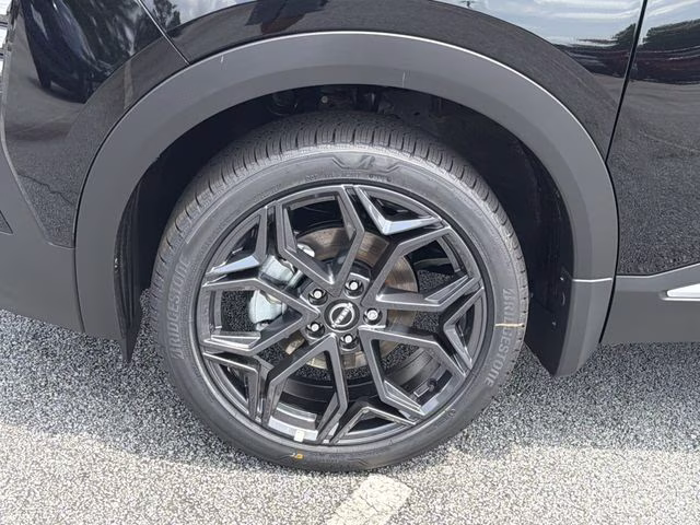2026 Super Black Nissan Kicks SR AWD SUV