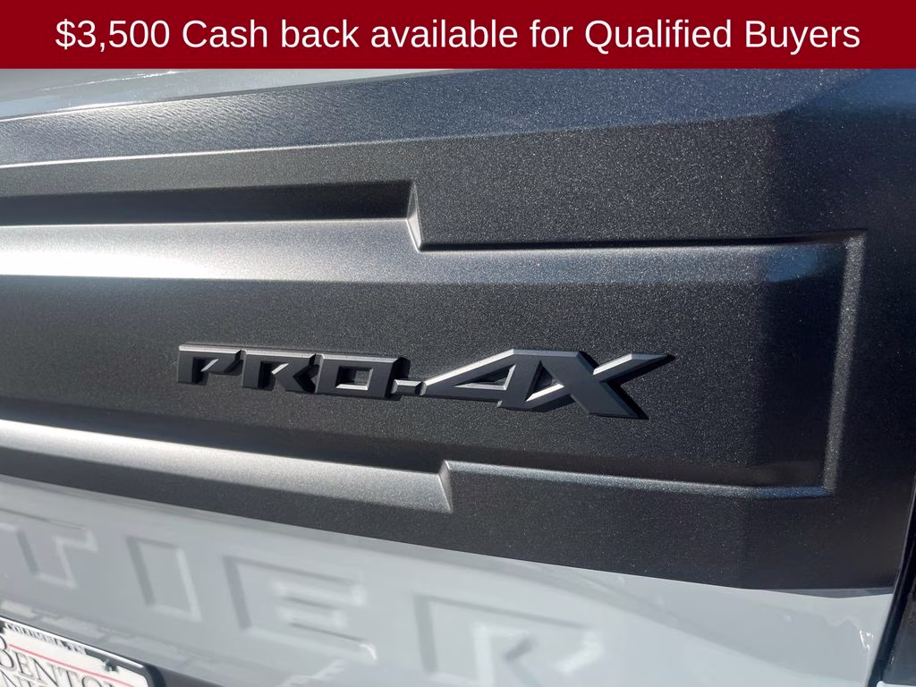 2026 Boulder Gray Pearl Nissan Frontier PRO-4X 4X4 Truck