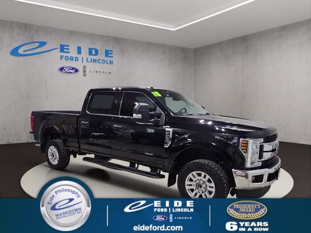 2018 Ford F-250 XLT 4x4 Crew Cab 6-3/4' Box's photo