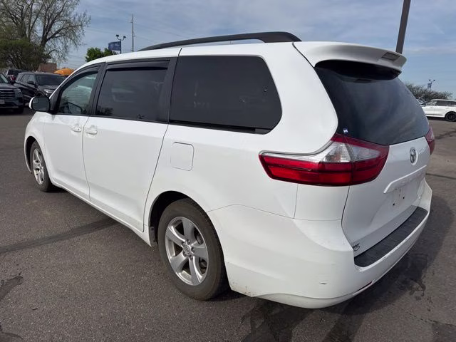 2015 Super White Toyota Sienna LE FWD Van