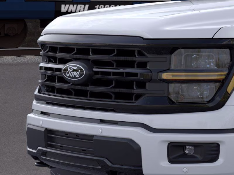 2026 Oxford White Ford F-150 XLT 4X4 Truck