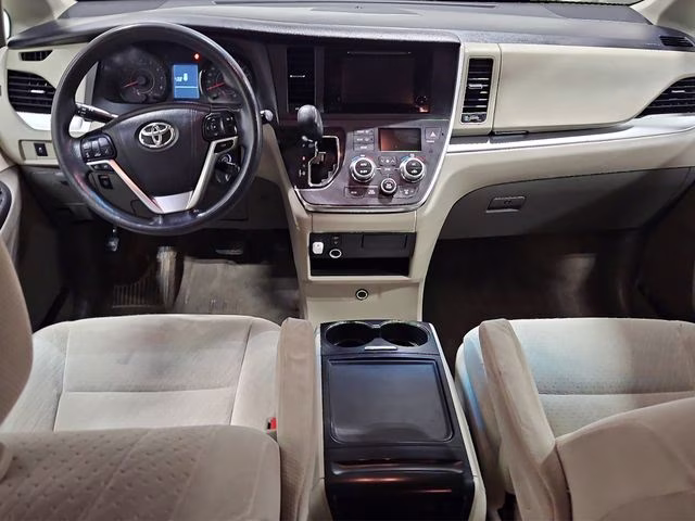 2015 Super White Toyota Sienna LE FWD Van