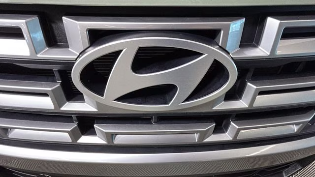 2025 Sage Gray Hyundai Santa Cruz SE FWD Truck