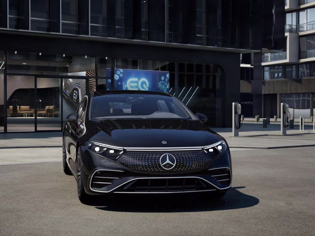 2026 Black Mercedes-Benz EQS 450 AWD Sedan