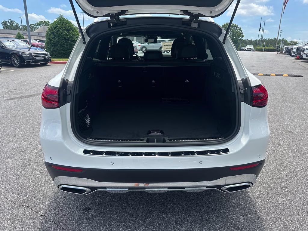 2026 101/149white Mercedes-Benz GLC GLC 300 RWD SUV