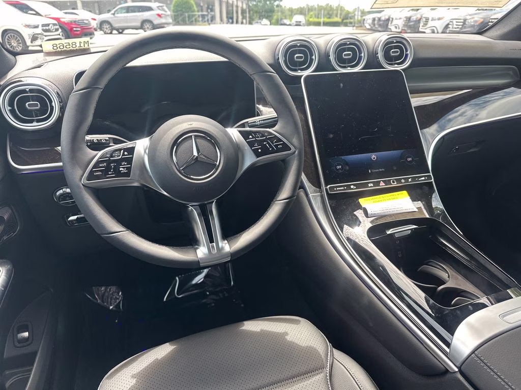 2026 101/149white Mercedes-Benz GLC GLC 300 RWD SUV