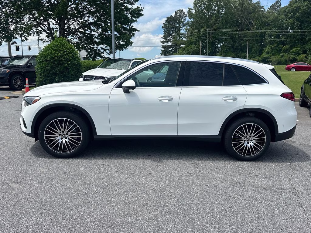2026 101/149white Mercedes-Benz GLC GLC 300 RWD SUV
