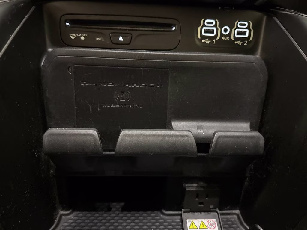 2019 Granite Crystal Metallic Clearcoat Ram 1500 Laramie 4X4 Truck
