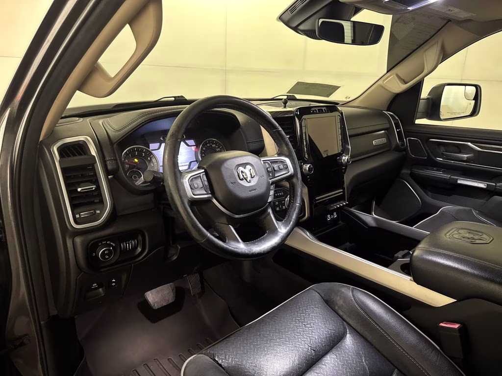 2019 Granite Crystal Metallic Clearcoat Ram 1500 Laramie 4X4 Truck