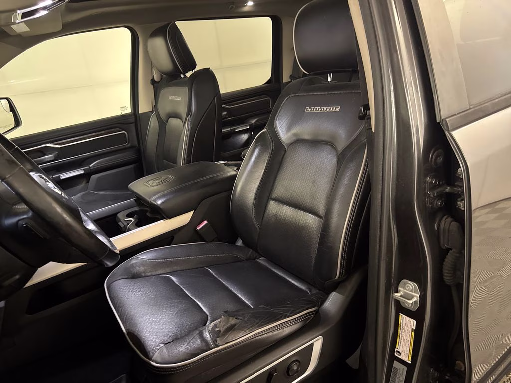 2019 Granite Crystal Metallic Clearcoat Ram 1500 Laramie 4X4 Truck