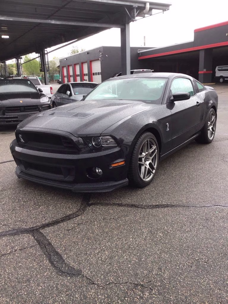 2013 Black Ford Mustang Shelby GT500 RWD Coupe