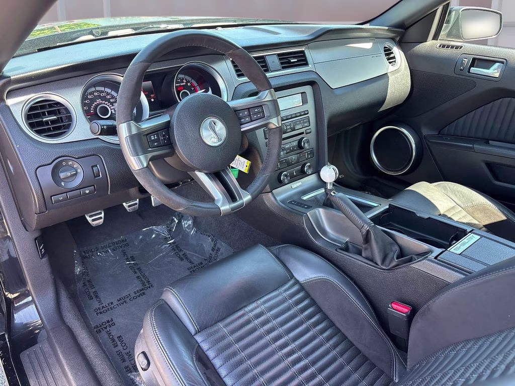 2013 Black Ford Mustang Shelby GT500 RWD Coupe