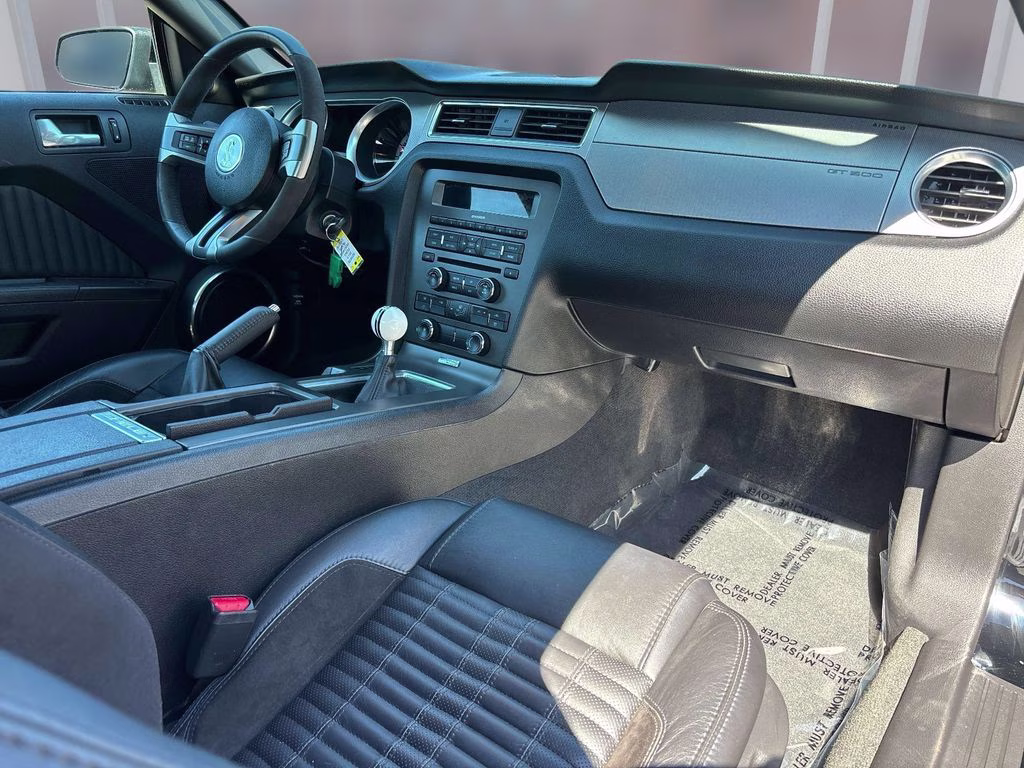 2013 Black Ford Mustang Shelby GT500 RWD Coupe