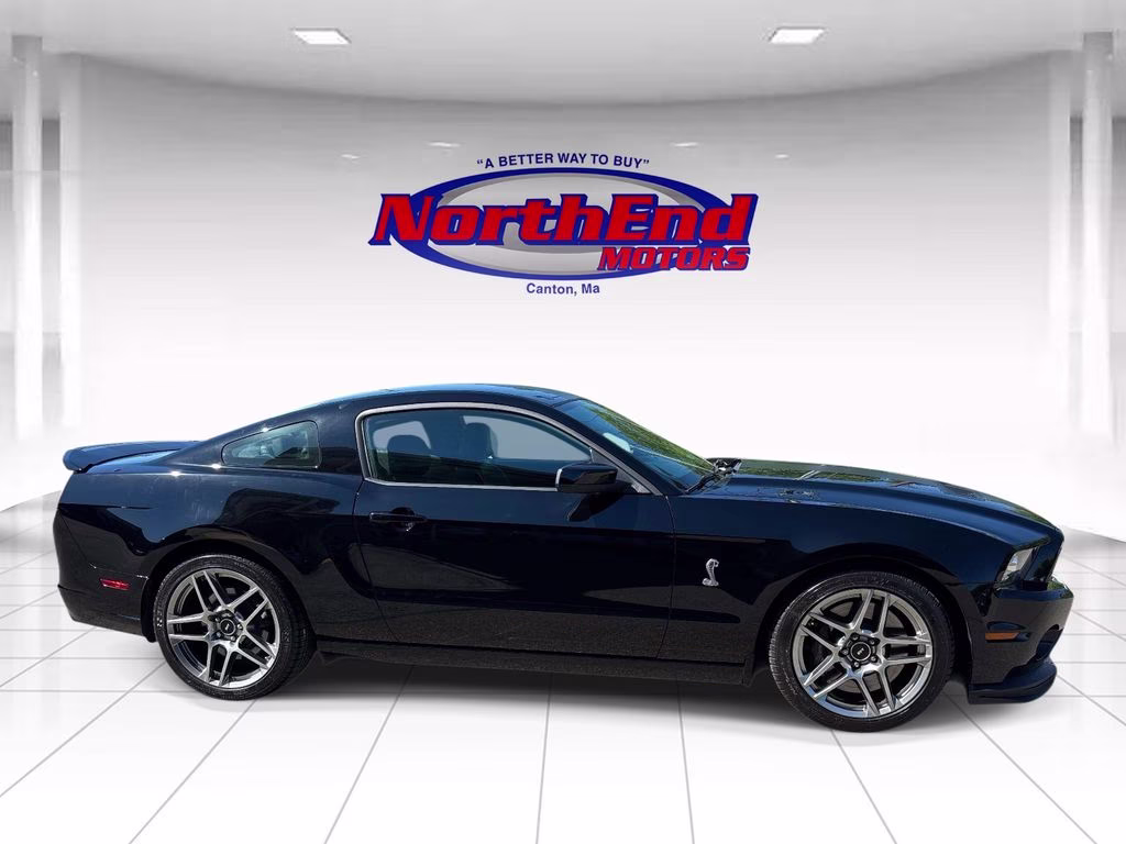 2013 Black Ford Mustang Shelby GT500 RWD Coupe