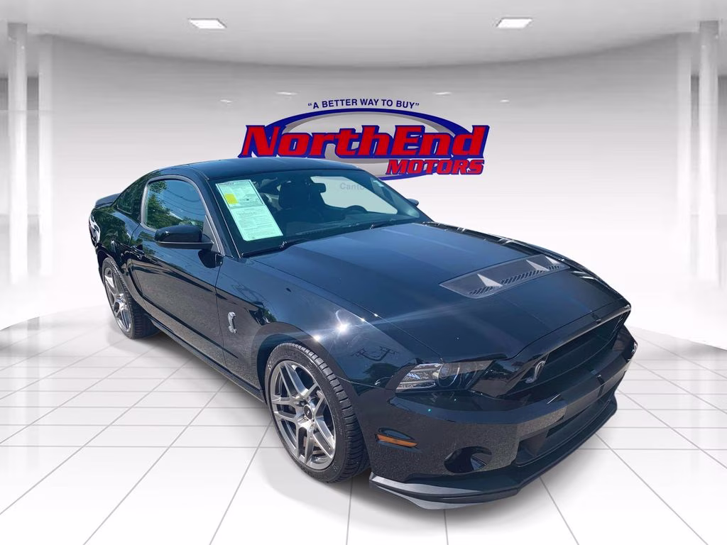 2013 Black Ford Mustang Shelby GT500 RWD Coupe