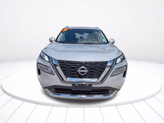 2022 Brilliant Silver Metallic Nissan Rogue Platinum FWD SUV