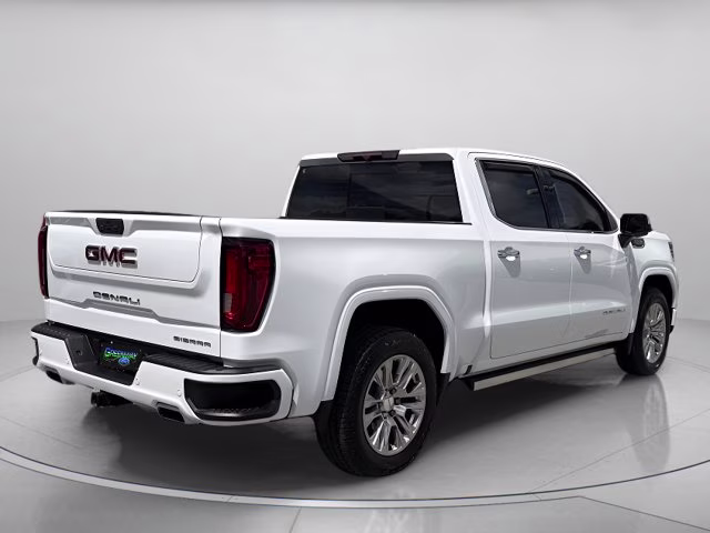 2022 Summit White GMC Sierra 1500 Denali 4X4 Truck