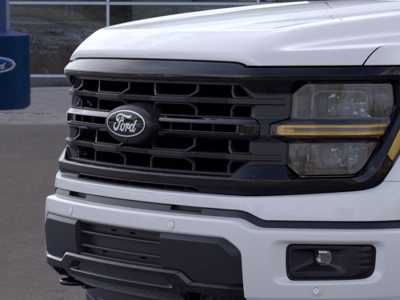 2026 Oxford White Ford F-150 XLT 4X4 Truck
