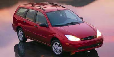 2000 White Ford Focus SE FWD Crossover