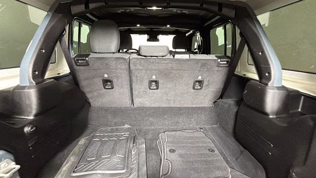 2024 Anvil Clear Coat Jeep Wrangler Sport S 4xe 4X4 SUV