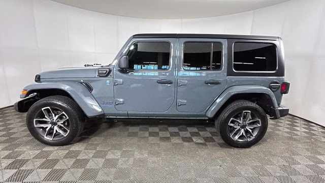 2024 Anvil Clear Coat Jeep Wrangler Sport S 4xe 4X4 SUV