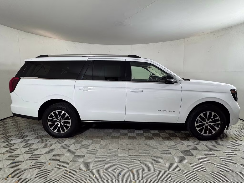 2025 Oxford White Ford Expedition Max Platinum 4X4 SUV