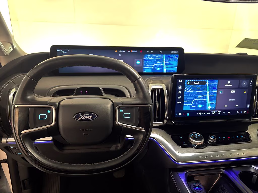 2025 Oxford White Ford Expedition Max Platinum 4X4 SUV