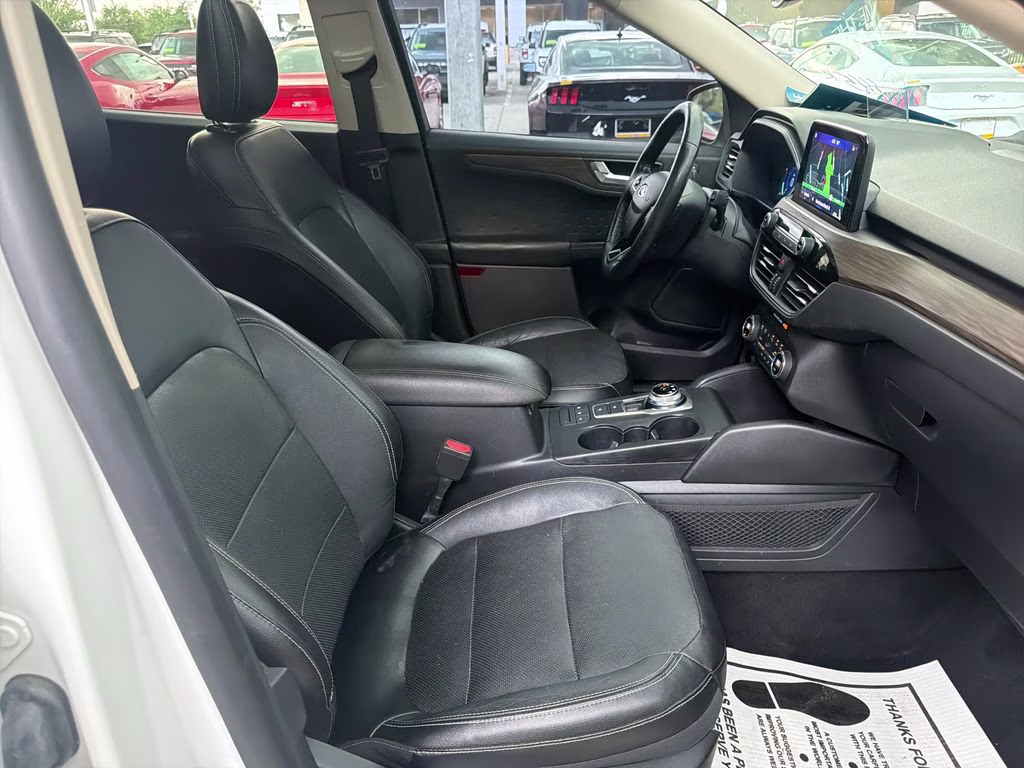 2020 Star White Metallic Tri-Coat Ford Escape Hybrid Titanium FWD SUV