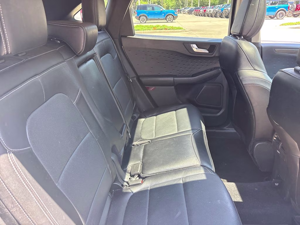 2020 Star White Metallic Tri-Coat Ford Escape Hybrid Titanium FWD SUV