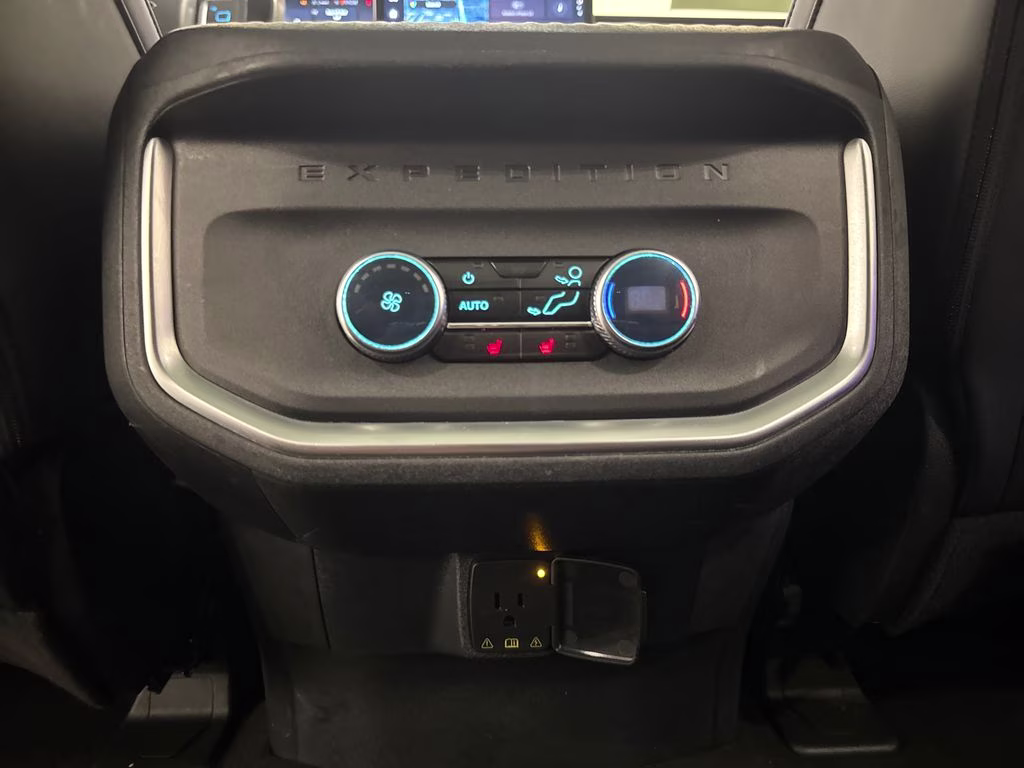 2025 Oxford White Ford Expedition Max Platinum 4X4 SUV