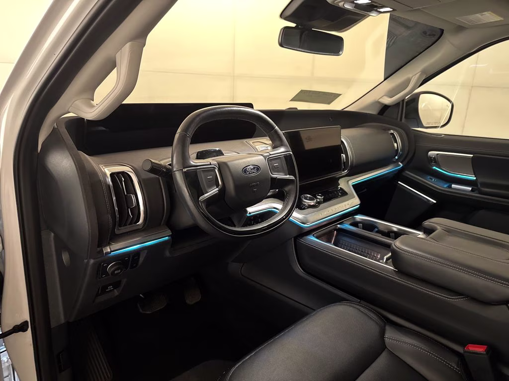 2025 Oxford White Ford Expedition Max Platinum 4X4 SUV