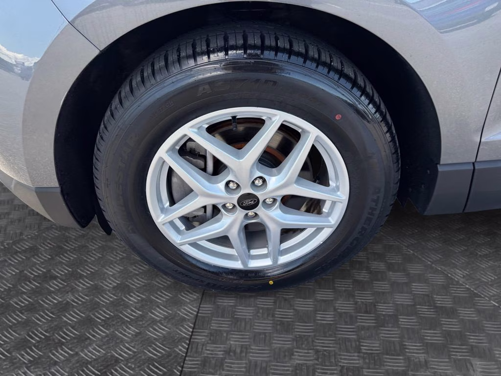 2024 Carbonized Gray Metallic Ford Edge SEL AWD SUV