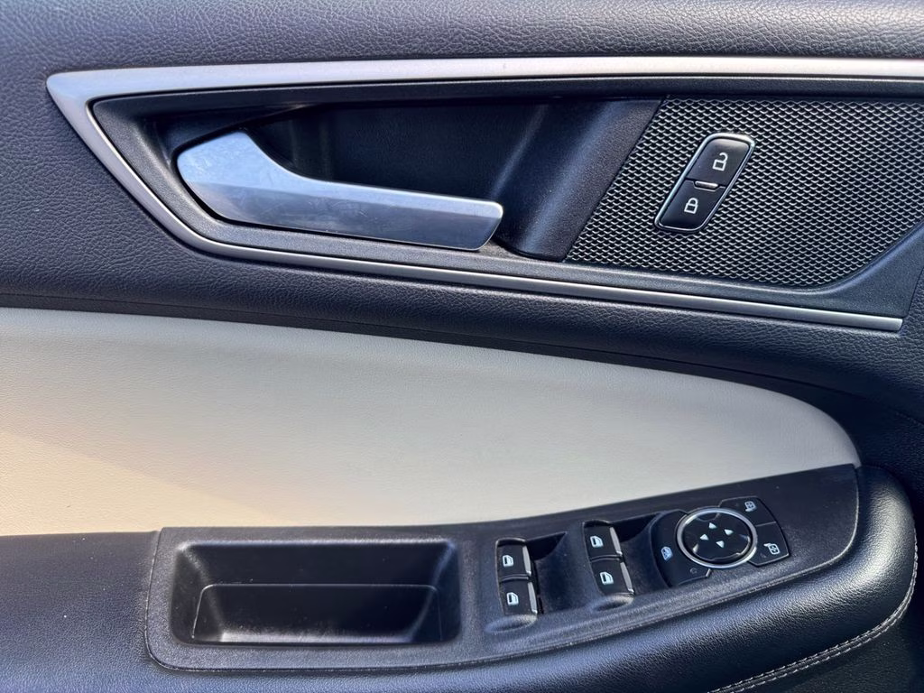 2024 Carbonized Gray Metallic Ford Edge SEL AWD SUV