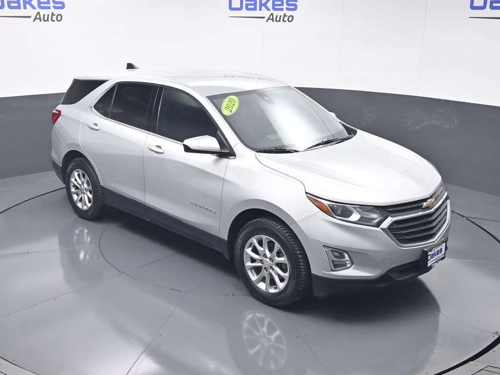 2020 Silver Ice Metallic Chevrolet Equinox LT AWD SUV
