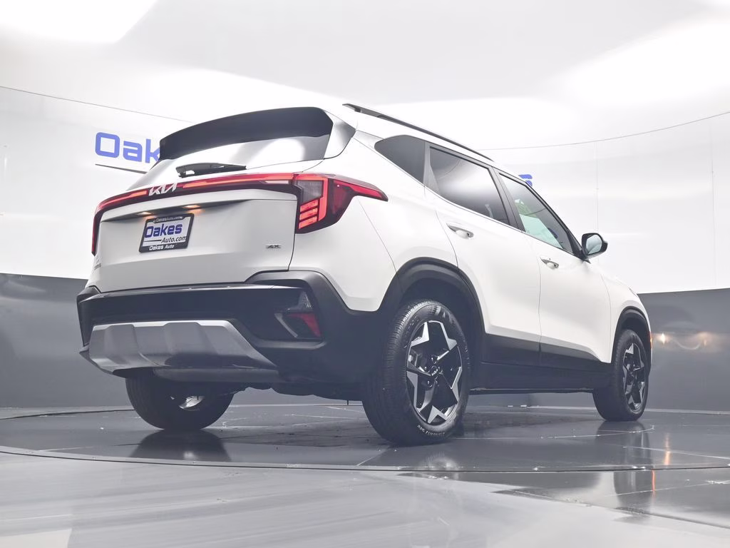 2024 Snow White Pearl Kia Seltos EX AWD SUV