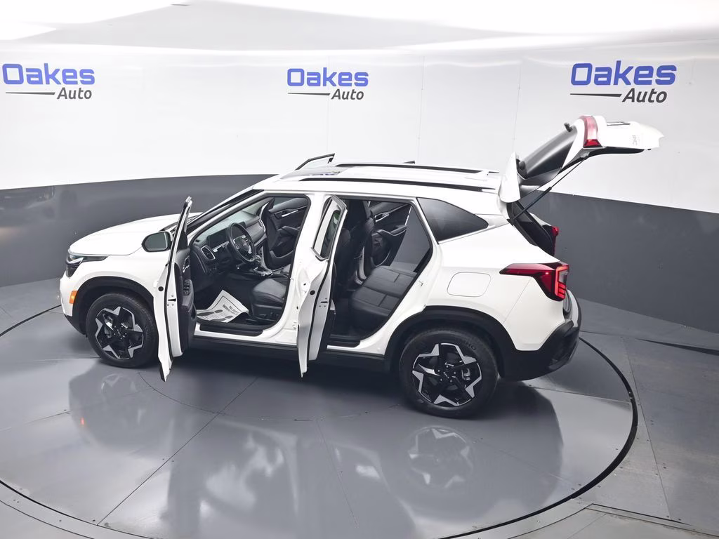 2024 Snow White Pearl Kia Seltos EX AWD SUV