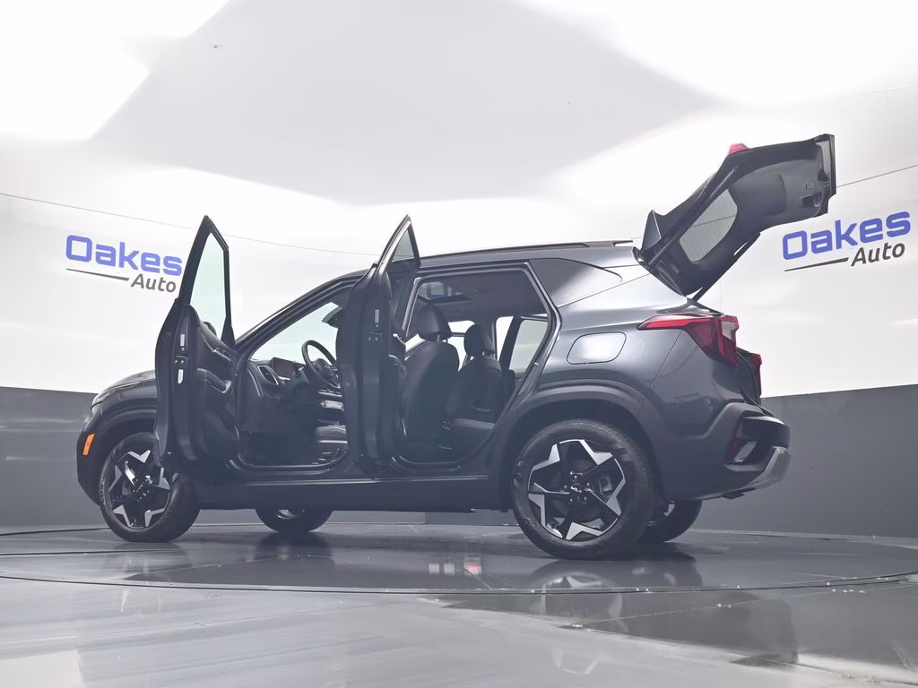 2025 Gravity Gray Kia Seltos EX AWD SUV