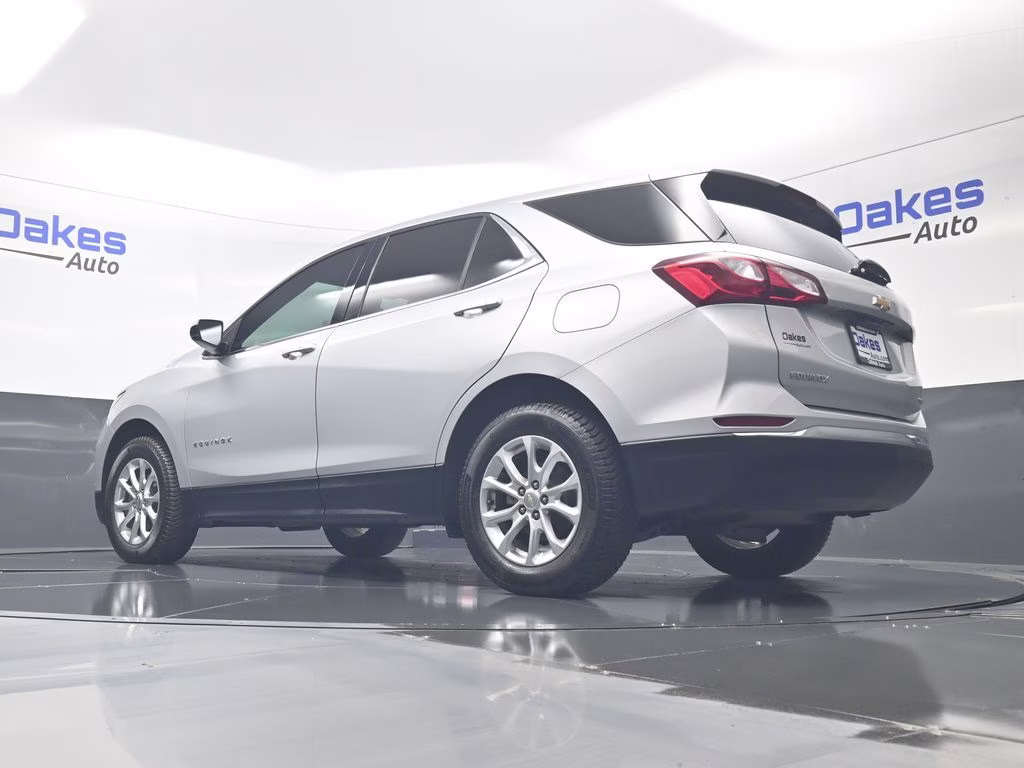 2020 Silver Ice Metallic Chevrolet Equinox LT AWD SUV